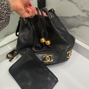 Chanel Vintage Bucket bag 1997-1999-Gold CC logos- rare collector piece